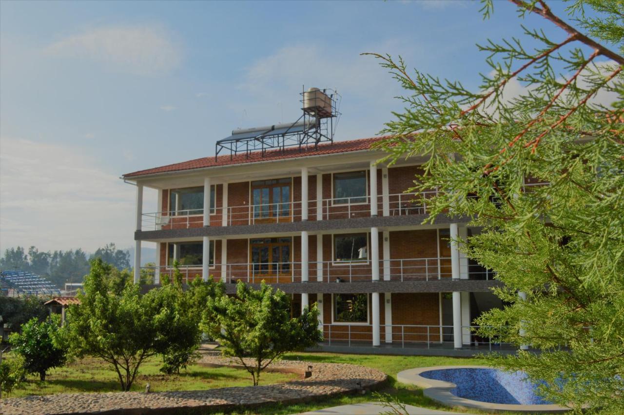 Carhuaz Runaway Eco Hotel מראה חיצוני תמונה