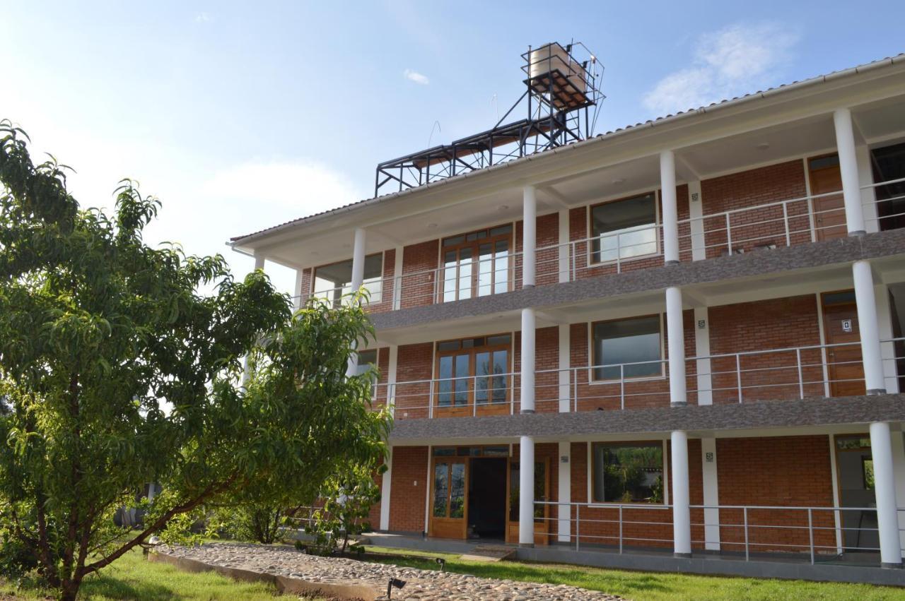Carhuaz Runaway Eco Hotel מראה חיצוני תמונה