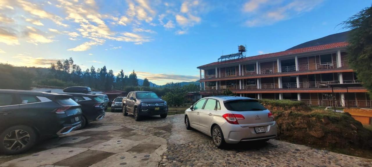 Carhuaz Runaway Eco Hotel מראה חיצוני תמונה