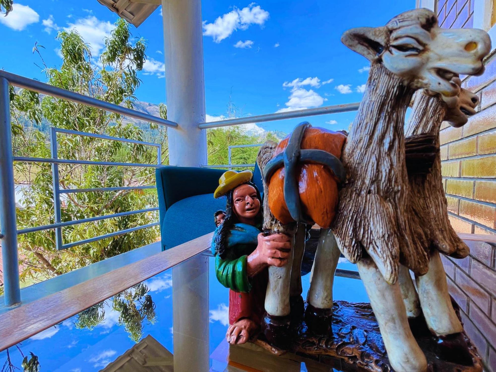 Carhuaz Runaway Eco Hotel מראה חיצוני תמונה