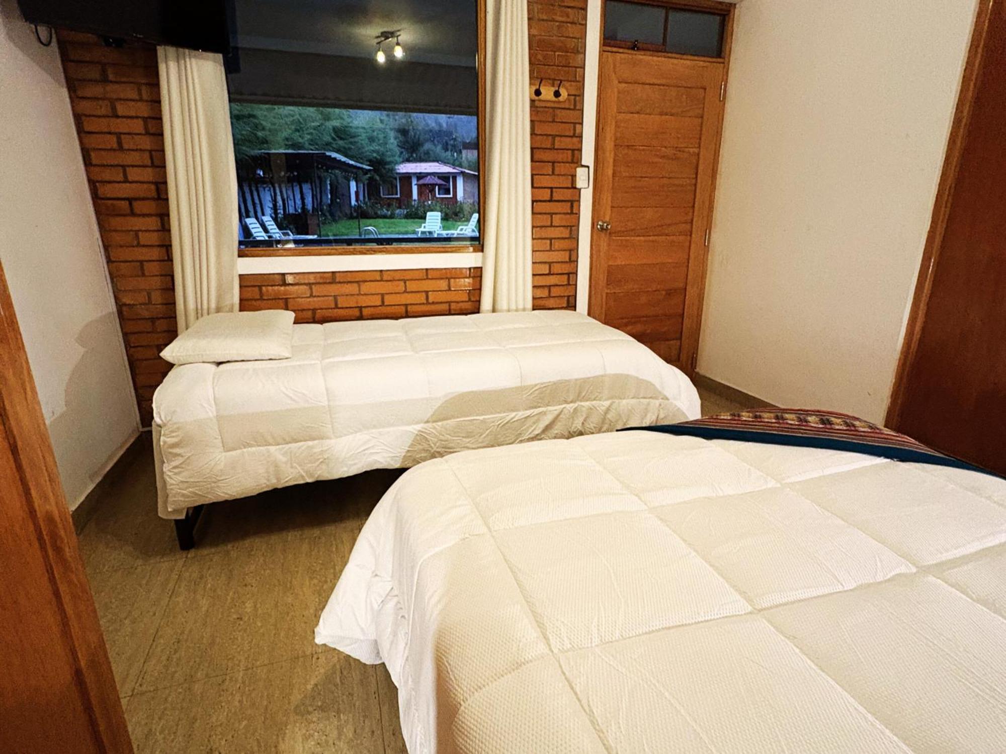 Carhuaz Runaway Eco Hotel מראה חיצוני תמונה